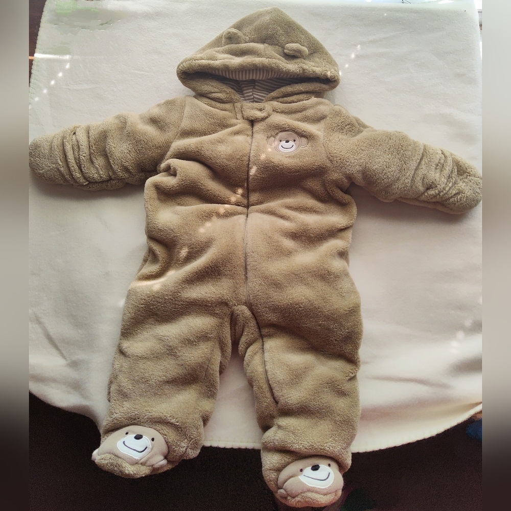 Little Wonders Winter Footed Suit Size 3-6 Month with Mits & Hood